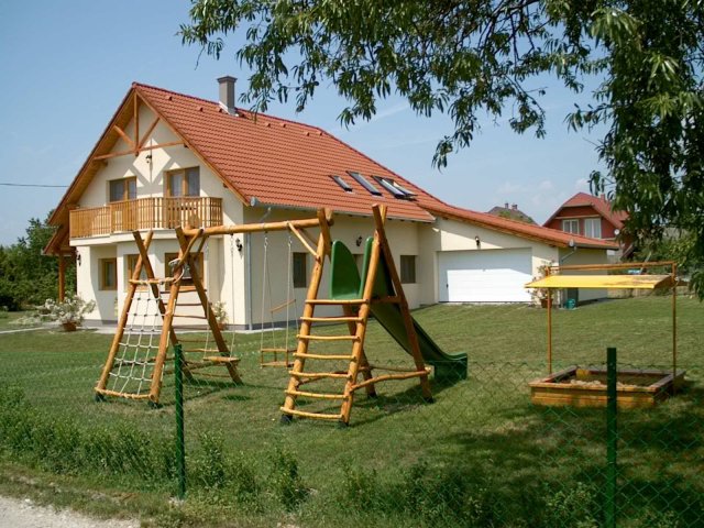 Kovács Appartementhaus