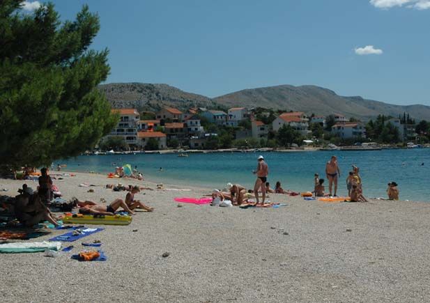 APARTMENT FUR 4-6 PERSONNEN