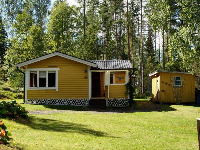 Ferienhaus in Gårdsvik, Värmland, am See Värmeln mit Boot